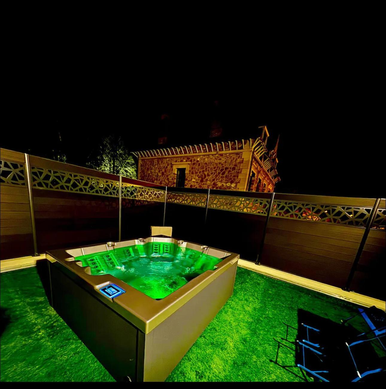 La Maison Du Faubourg Jacuzzi Vitry-le-François Exterior foto