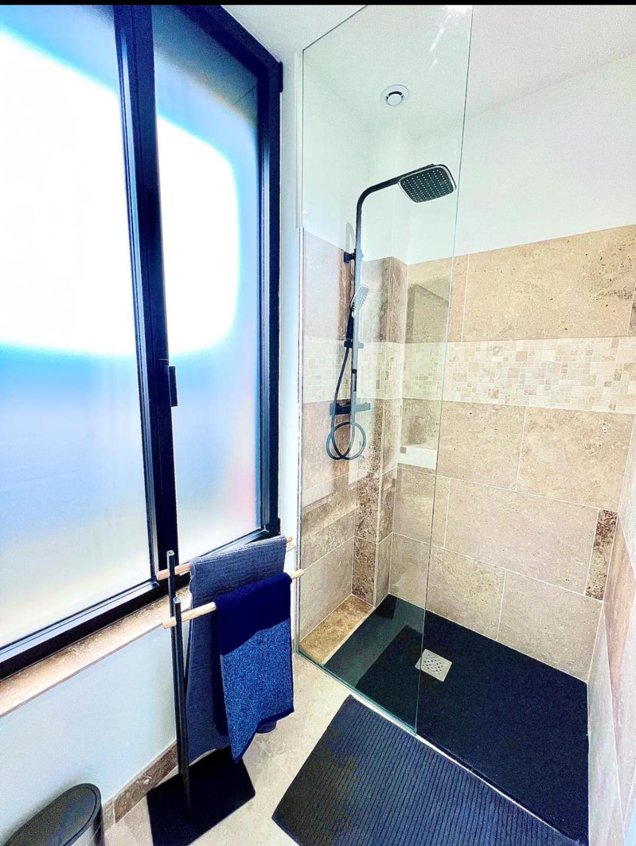 La Maison Du Faubourg Jacuzzi Vitry-le-François Exterior foto